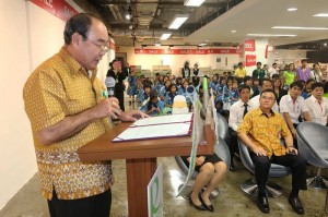 12438976_1659037527647169_1654886067140302613_n